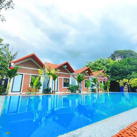 Trang An Natural Mountainside Homestay นิญบิ่ญ ภายนอก รูปภาพ
