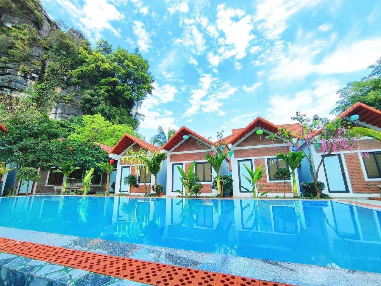 Trang An Natural Mountainside Homestay นิญบิ่ญ ภายนอก รูปภาพ