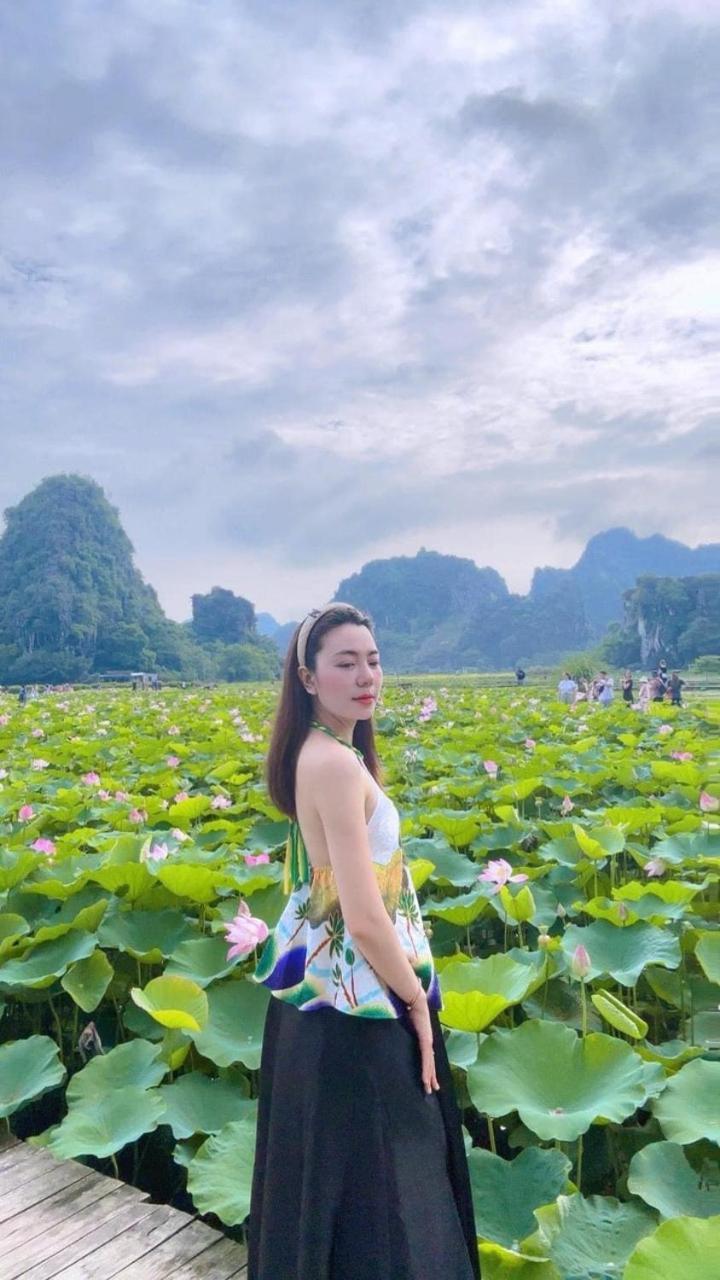 Trang An Natural Mountainside Homestay นิญบิ่ญ ภายนอก รูปภาพ