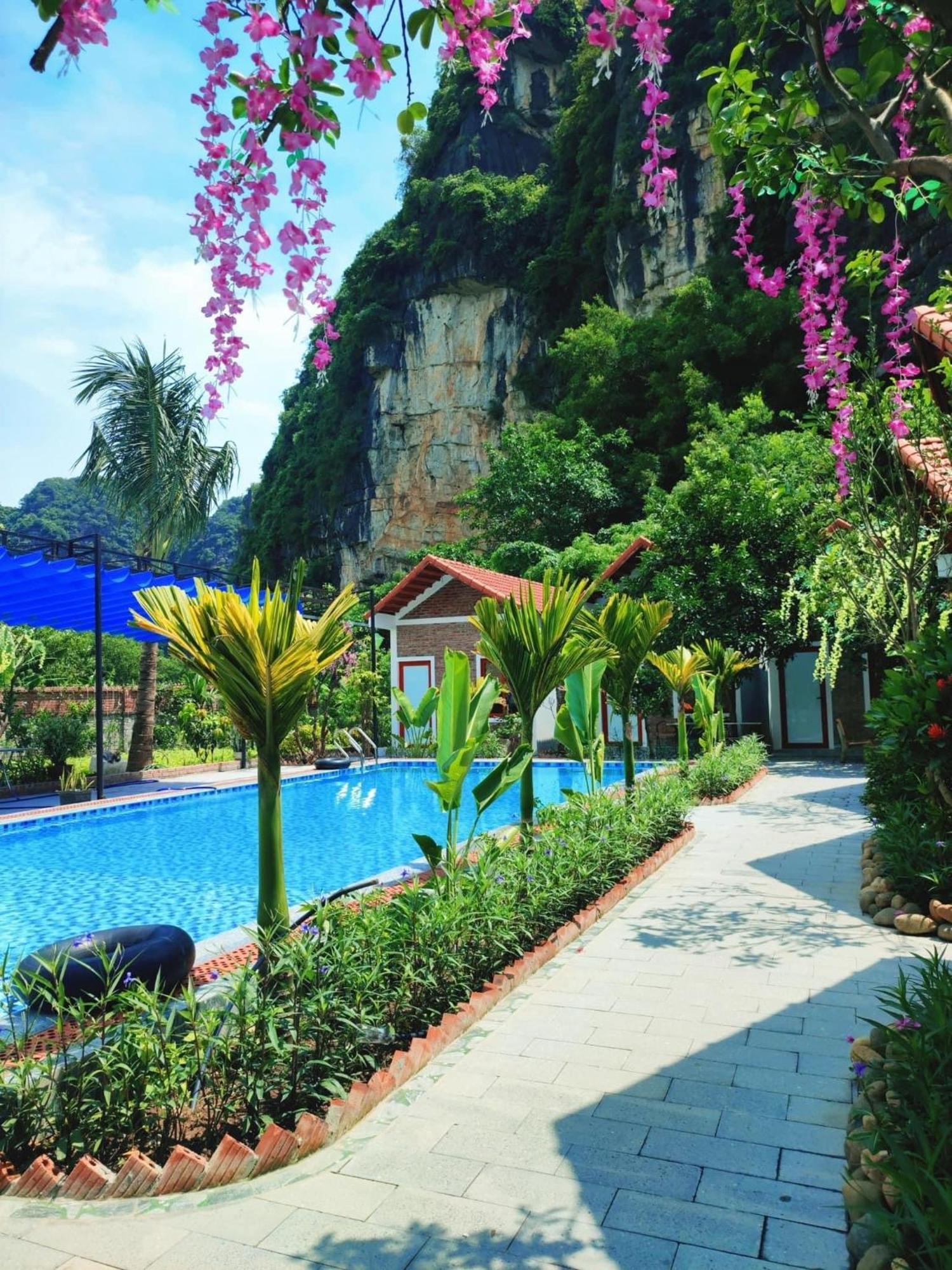 Trang An Natural Mountainside Homestay นิญบิ่ญ ภายนอก รูปภาพ